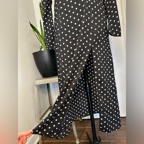 NWT Lulus Charmed and Classy Black Polka Dot Long Sleeve Midi Dress small - Picture 5 of 14